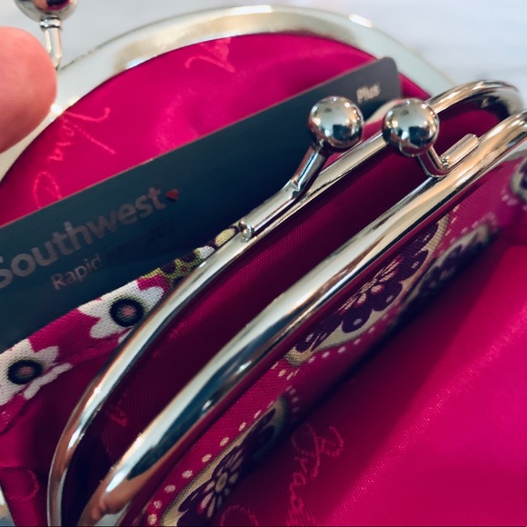 Vera Bradley Very Berry Kisslock Coin Purse - Picture 6 of 7